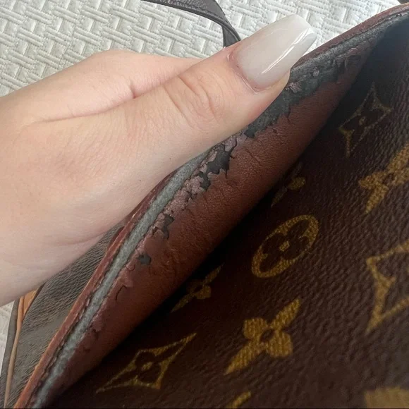 Vintage Louis Vuitton Monogram Danube PM Crossbody Bag - Picture 7 of 15